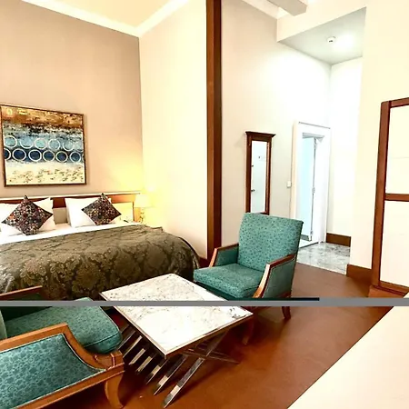 Séjour chez l'habitant Aria Palace Taksim & *