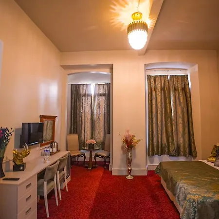 ホテル Aria Palace Taksim 3*